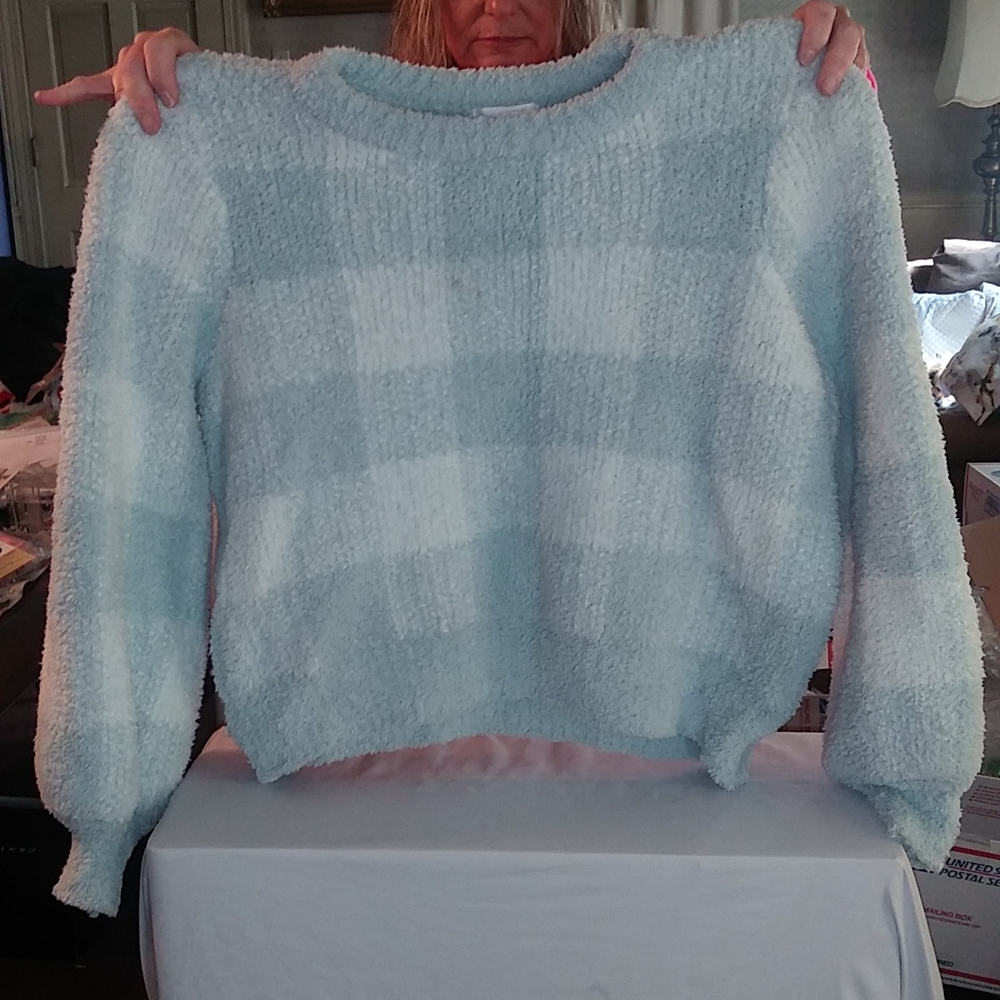 Lauren Conrad sky blue and white checkered pattern fleece